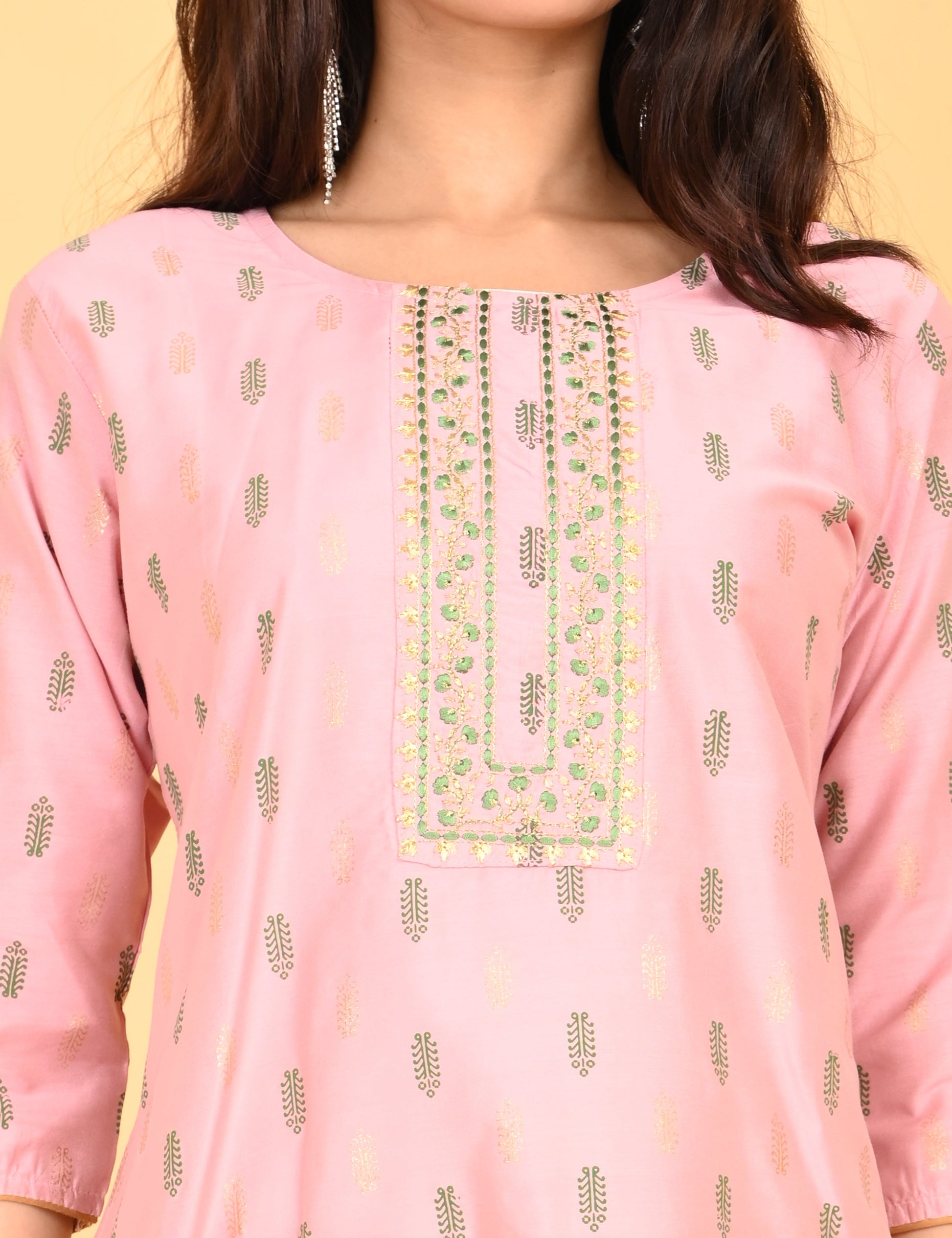 ONVIEW | 020 | SILK SMALL EMBROIDERY.