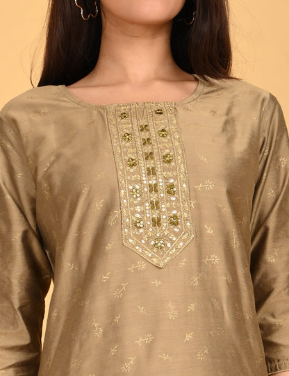 ONVIEW | 216 | SILK SMALL EMBROIDERY.